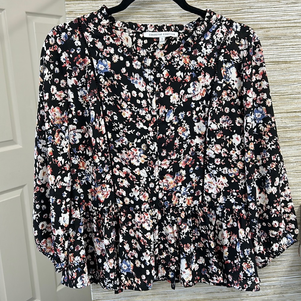 Cute flowy top